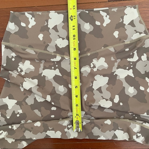 Balance Athletica • Ascend Pant - Picture 7 of 8